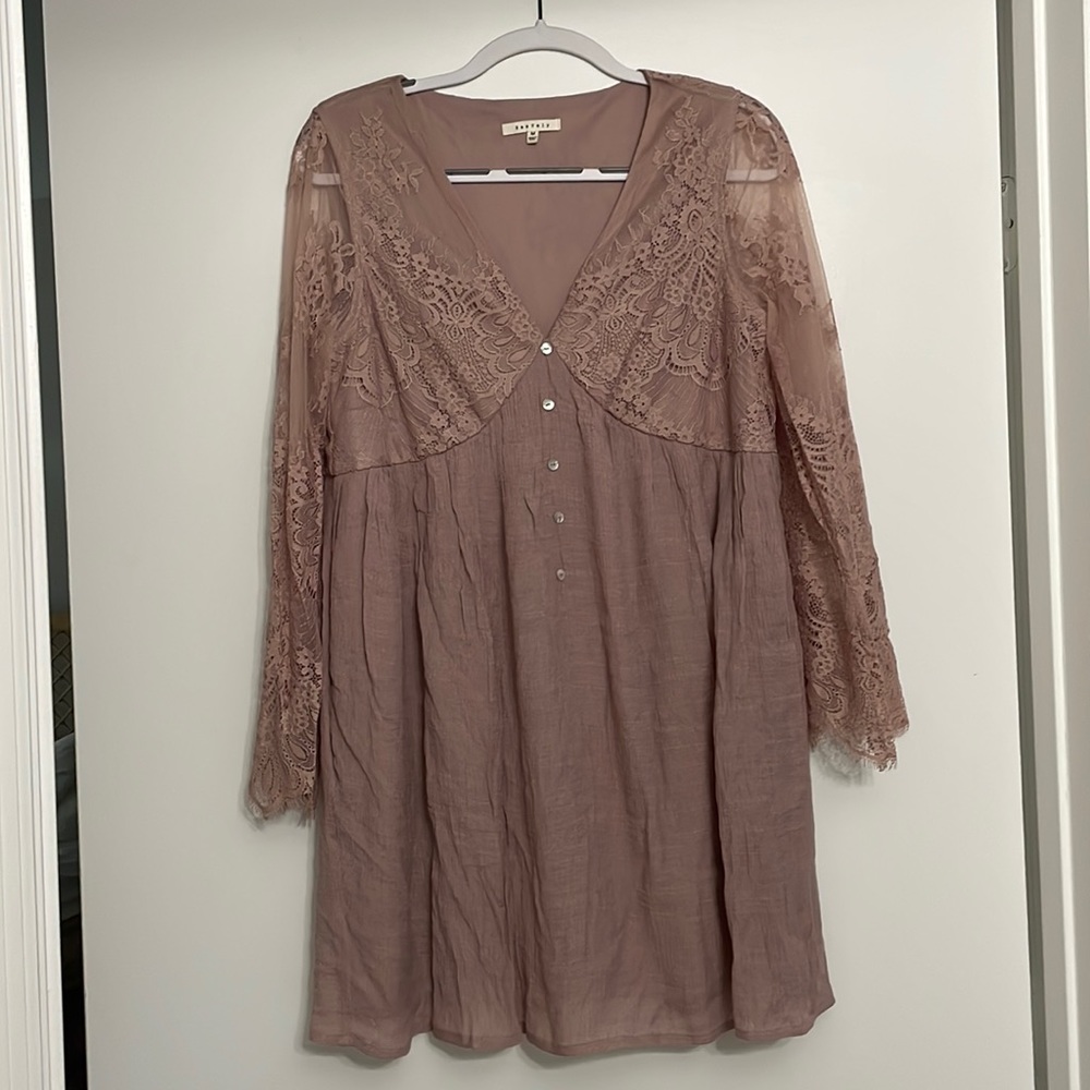 Bell sleeve baby doll dress